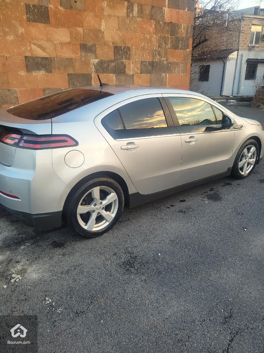 Chevrolet volt 2014 - image 3