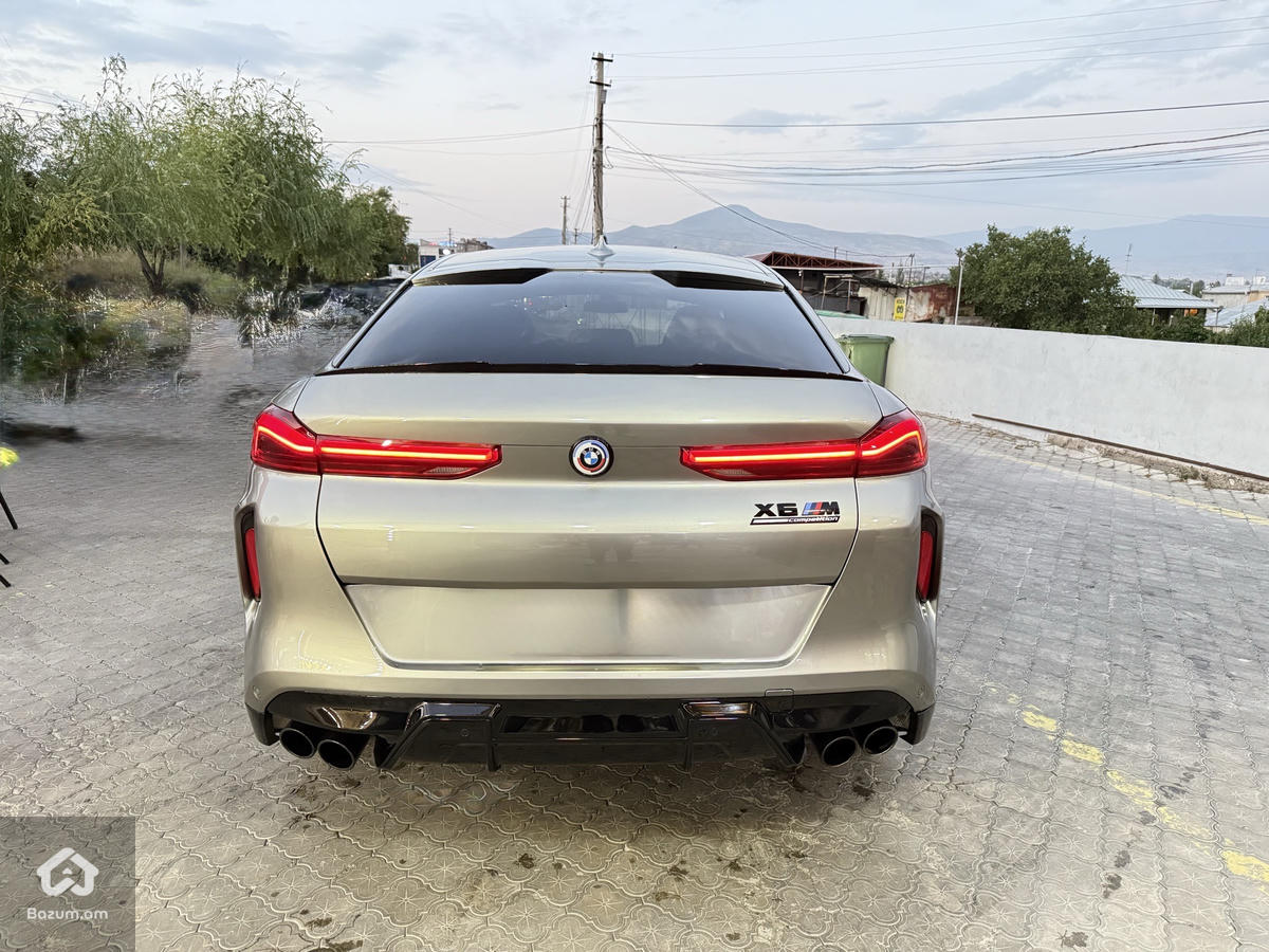 BMW  X_ M Competition  - image 15