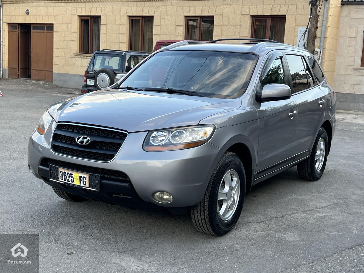 Hyundai SantaFe - image 2