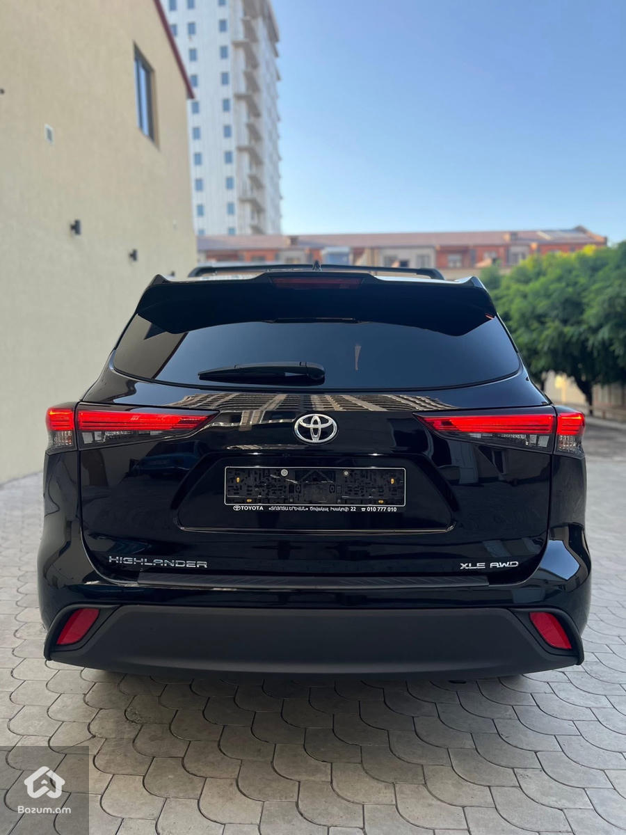 Toyota Highlander xle  - image 7