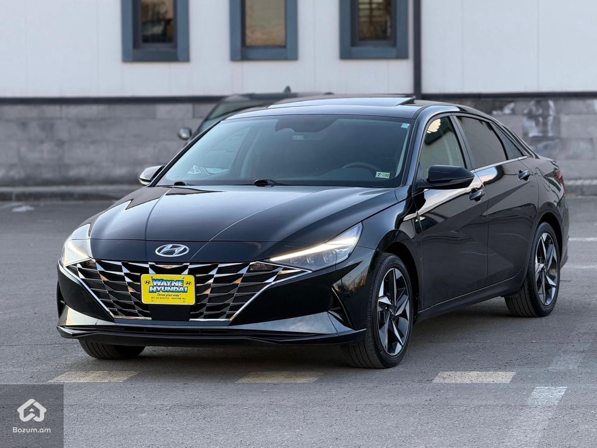 Hyundai Elantra - image 11