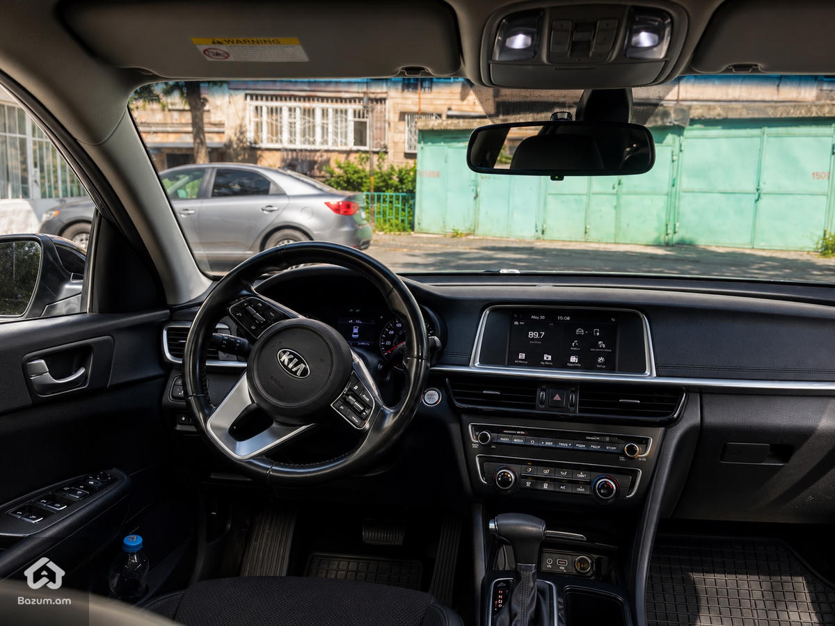 Kia Optima 2019  - image 8