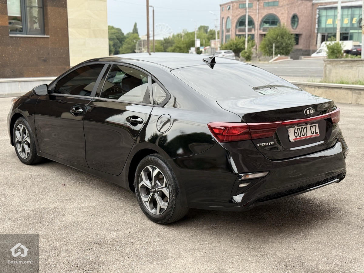 Kia Forte 2020 - image 4