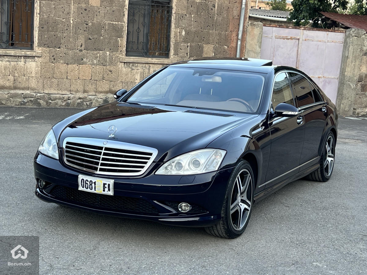 Mercedes Benz W221 - image 3