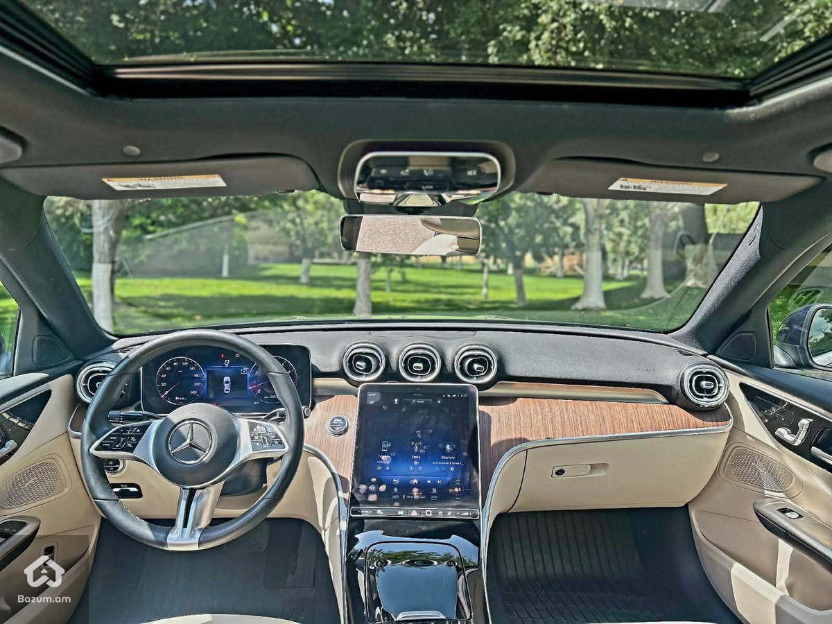 Mercedes Benz C300 - image 5