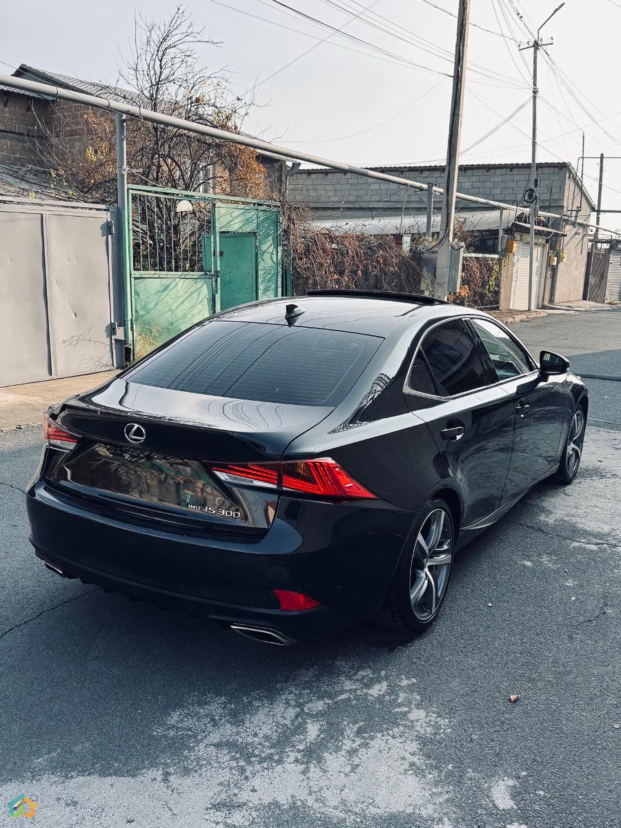 Lexus is 300 3.5 AWD - image 6