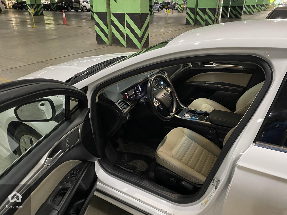 Ford Fusion - image 5