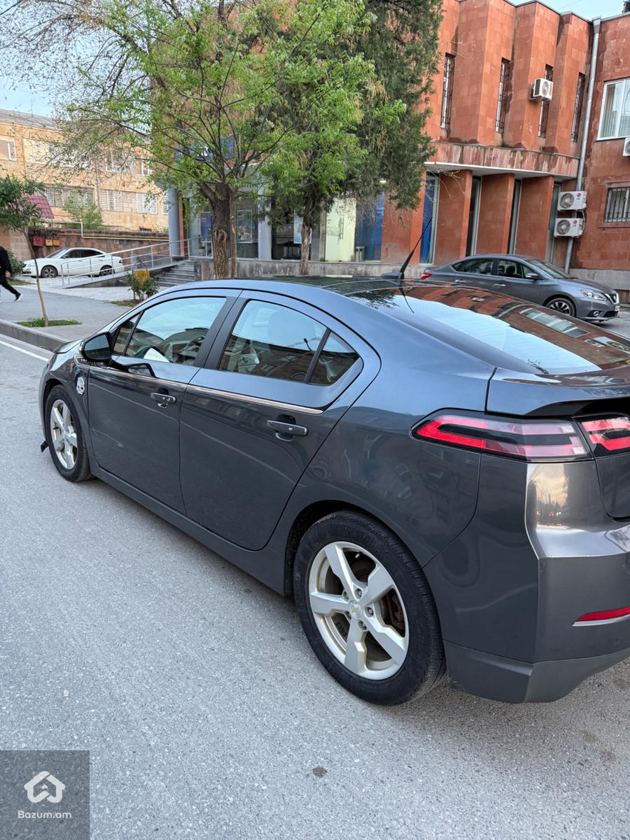 Chevrolet volt - image 3