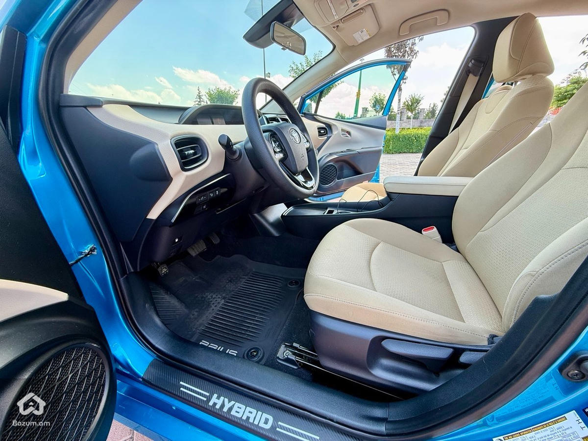 Toyota Prius 2020 - image 6