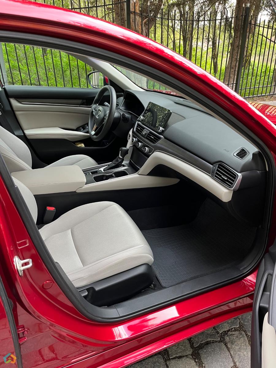 HONDA ACCORD - image 10