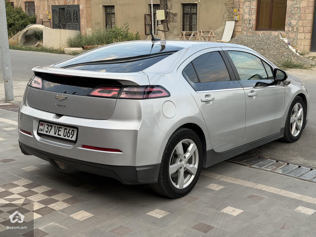 Chevrolet Volt 2014 - image 3