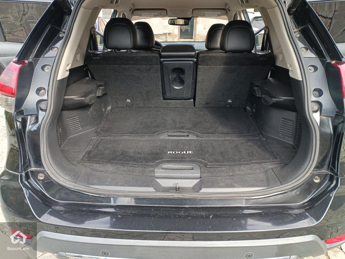 Nissan Rogue SL - image 12