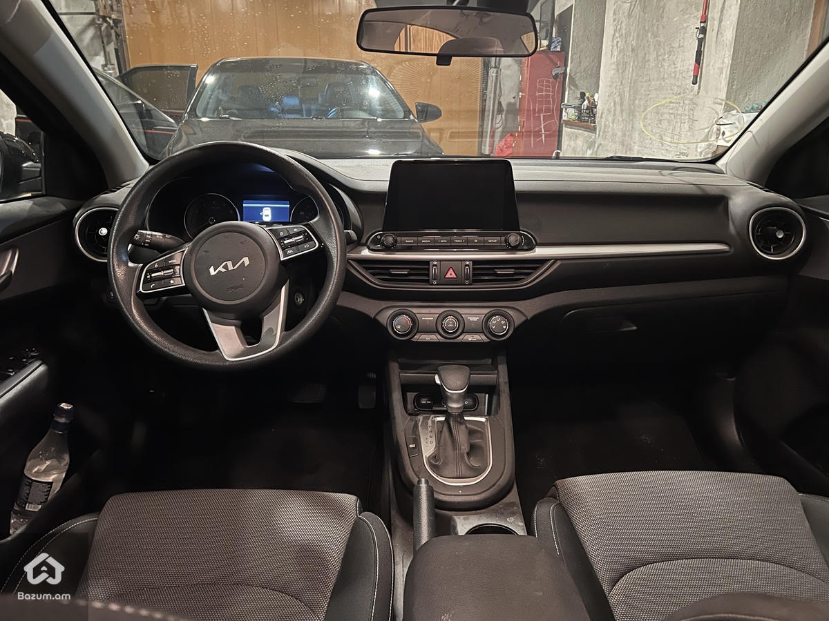 KIA FORTE LXS 2024 2.0 - image 9