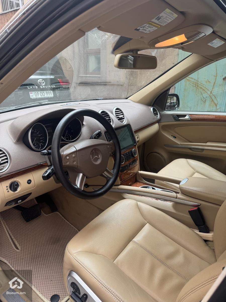 Mercedes GL450 4Matic - image 3