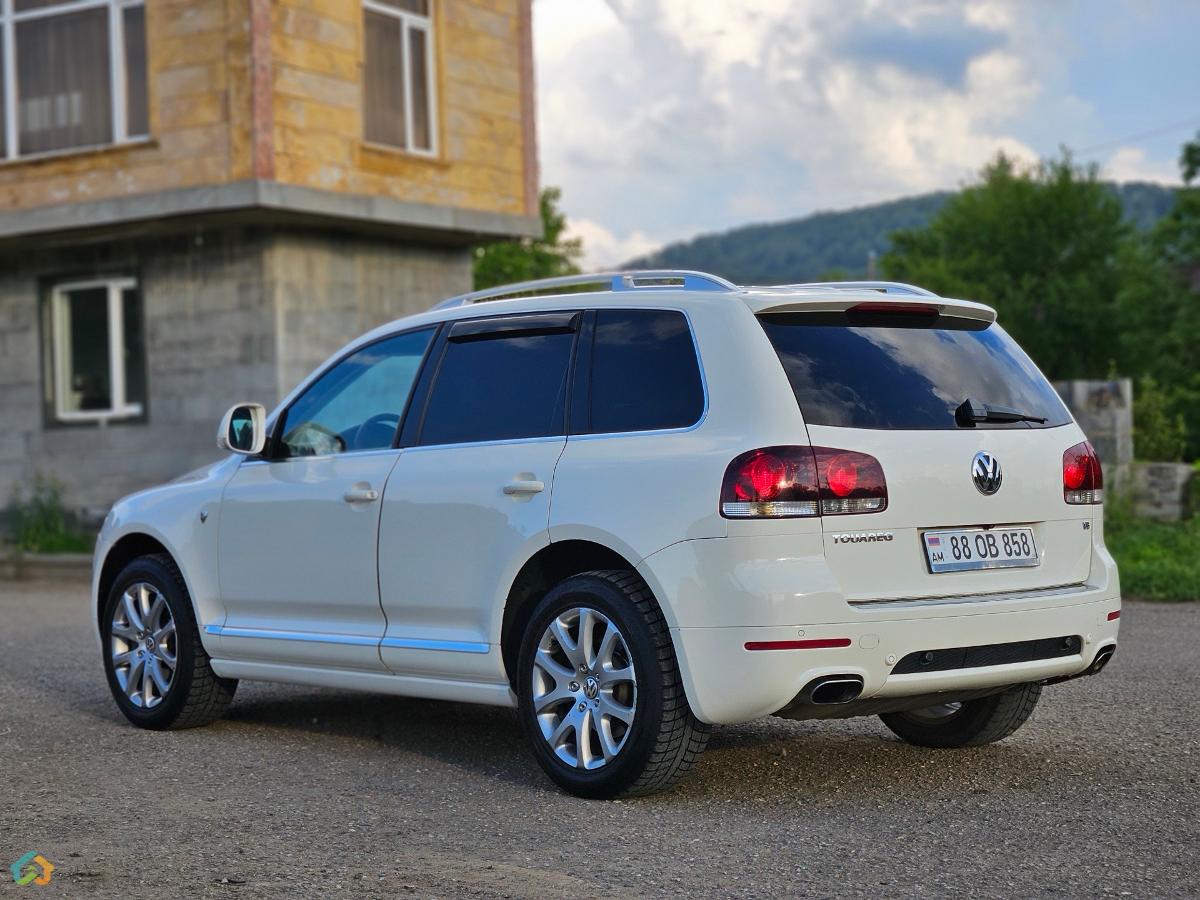 Volkswagen Touareg - image 7