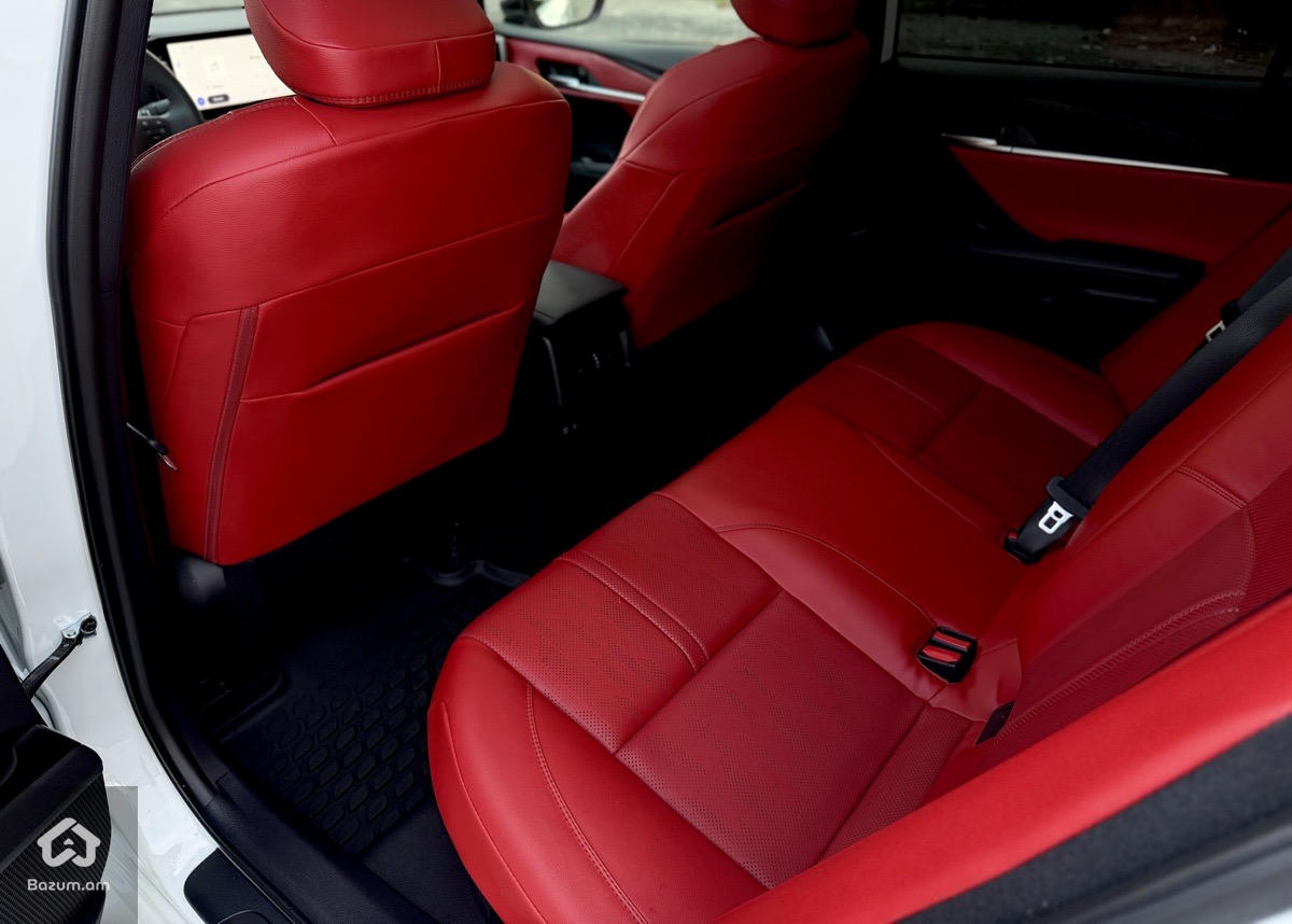 TOYOTA CAMRY 2025 XSE HIBRID - image 12