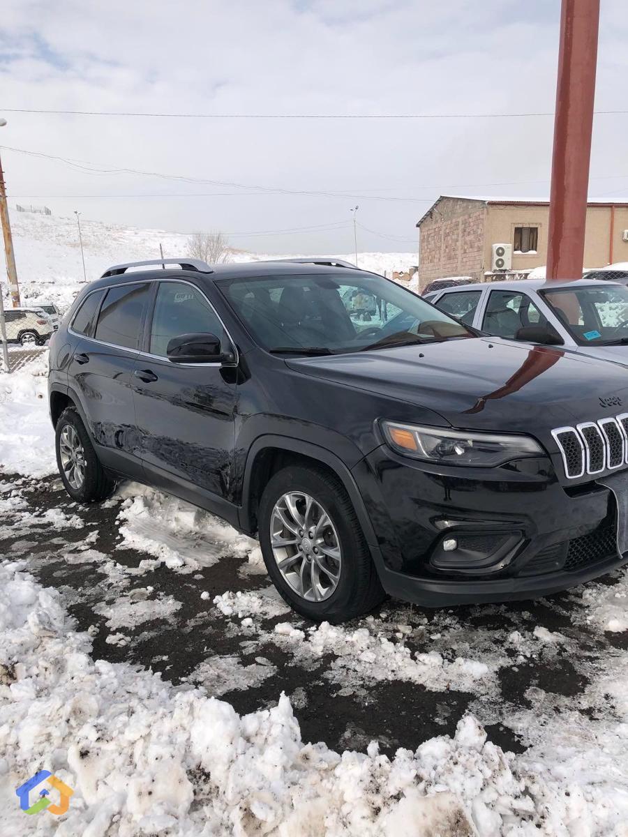 Jeep Cherokee - image 15