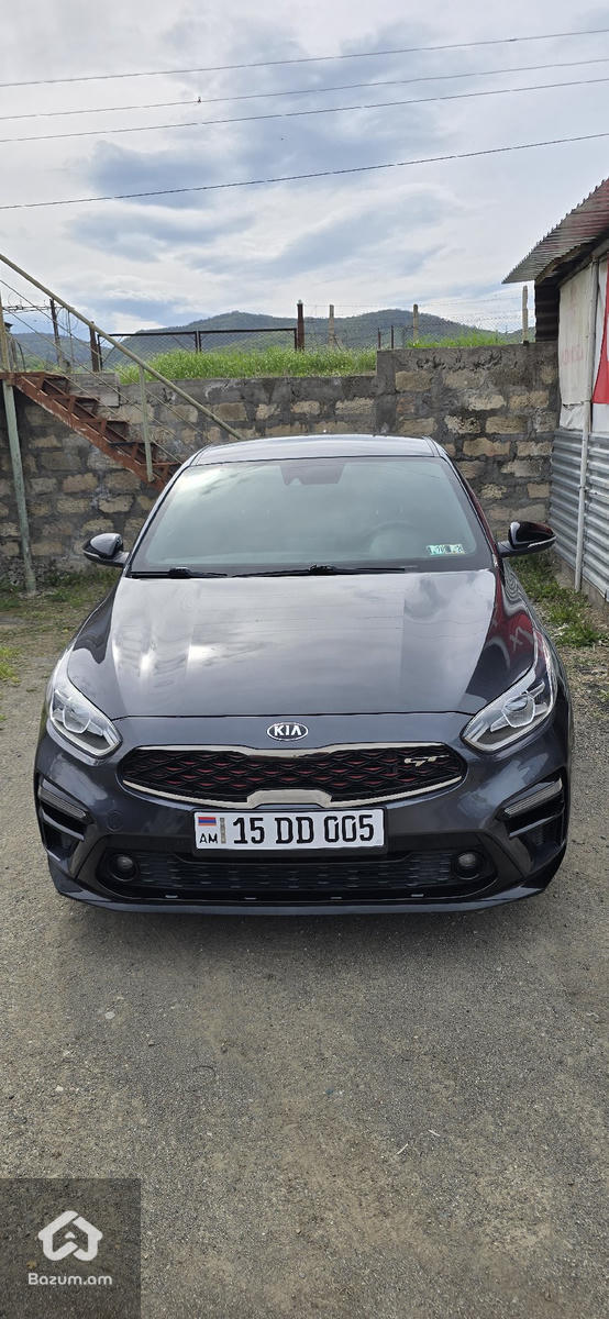KIA FORTE GT - image 5