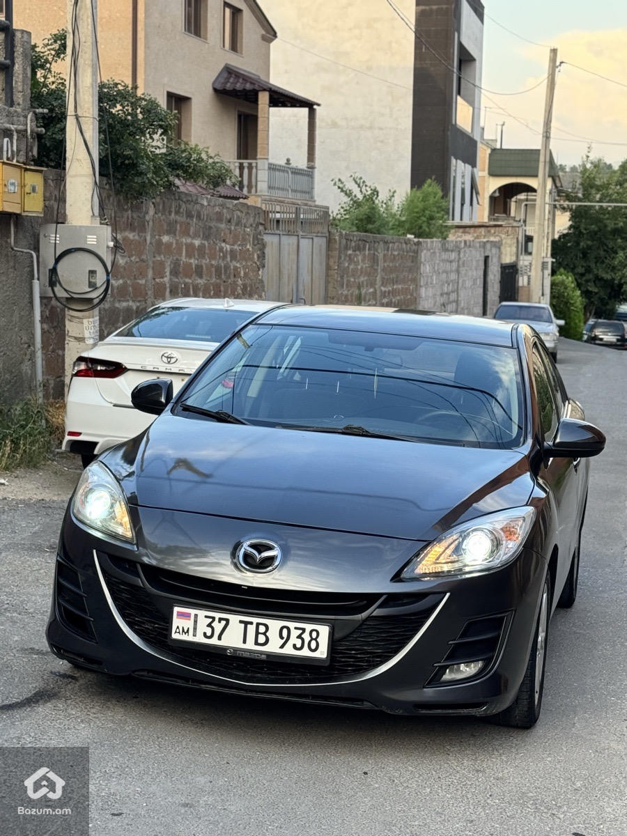 mazda 3 - image 2
