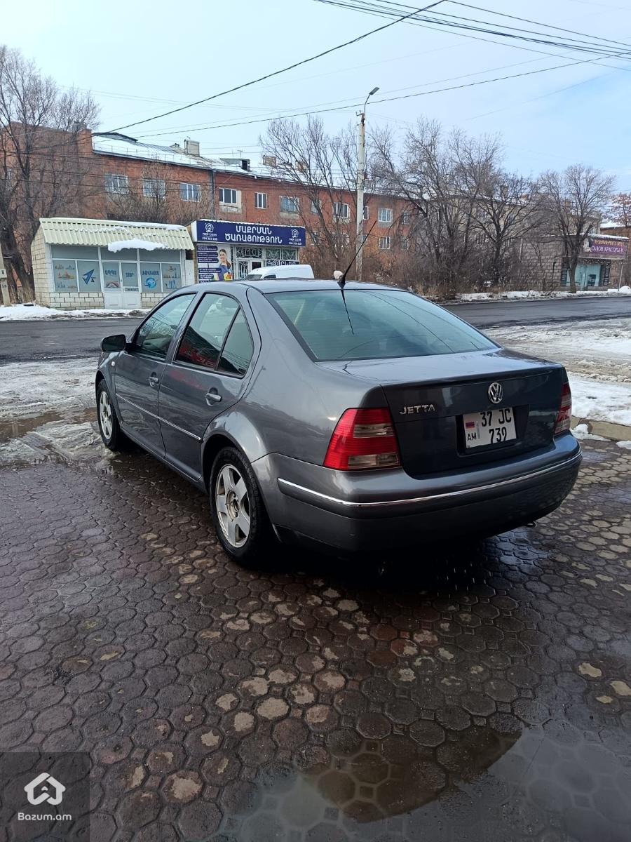 Volkswagen - image 4