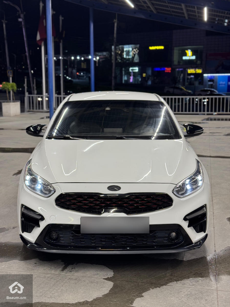 Kia Forte - image 2