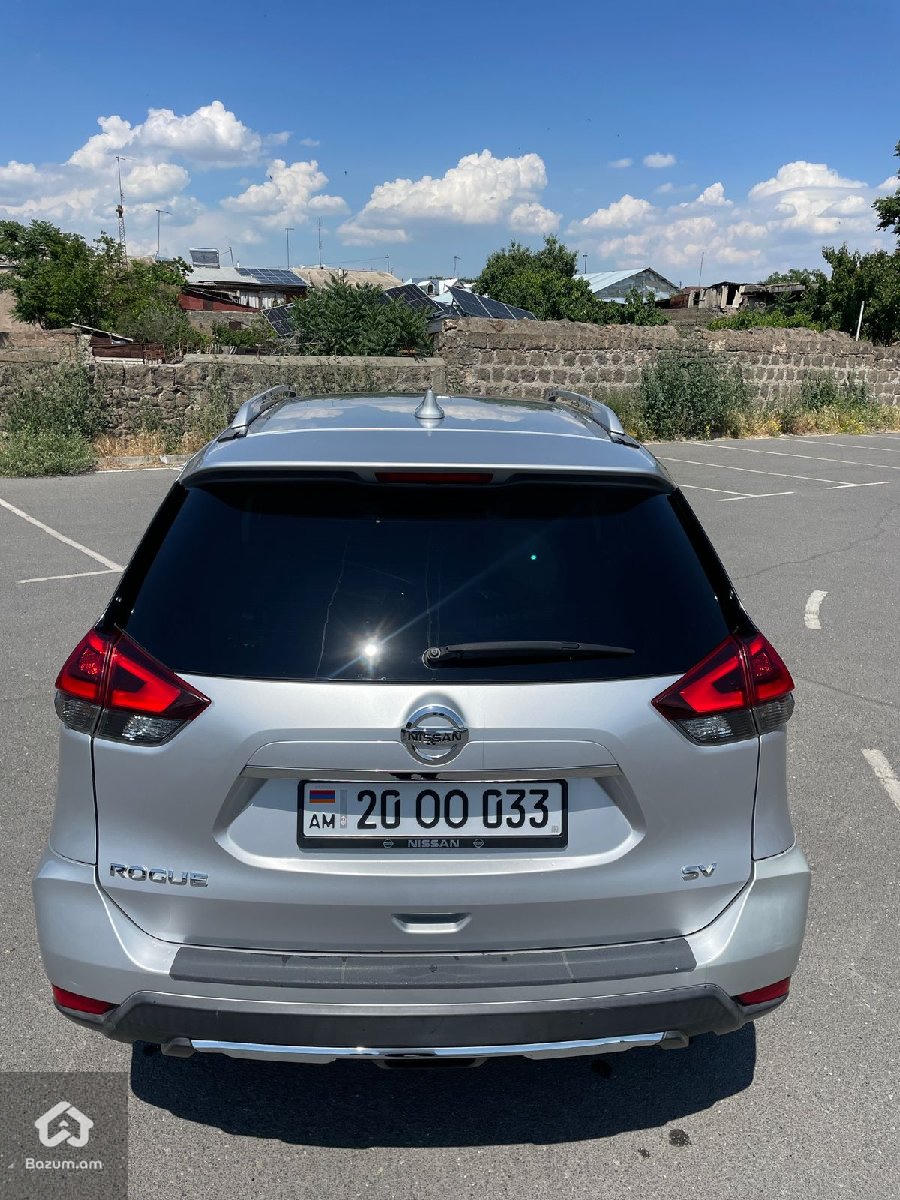Nissan - image 6