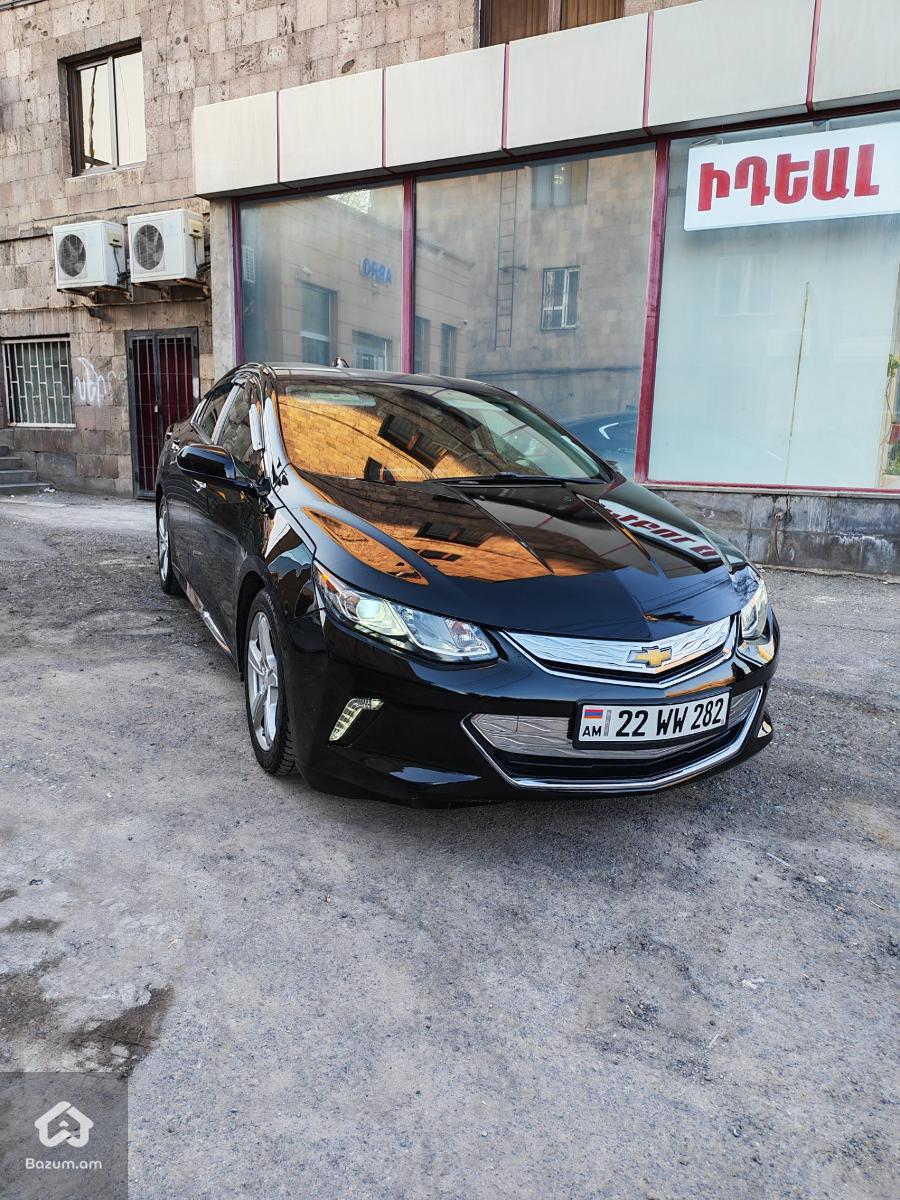Chevrolet Volt 2 LT - image 2