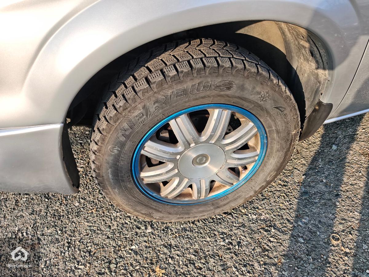 Chrysler Town & Country 2005 Touring Stow'n'go - image 22