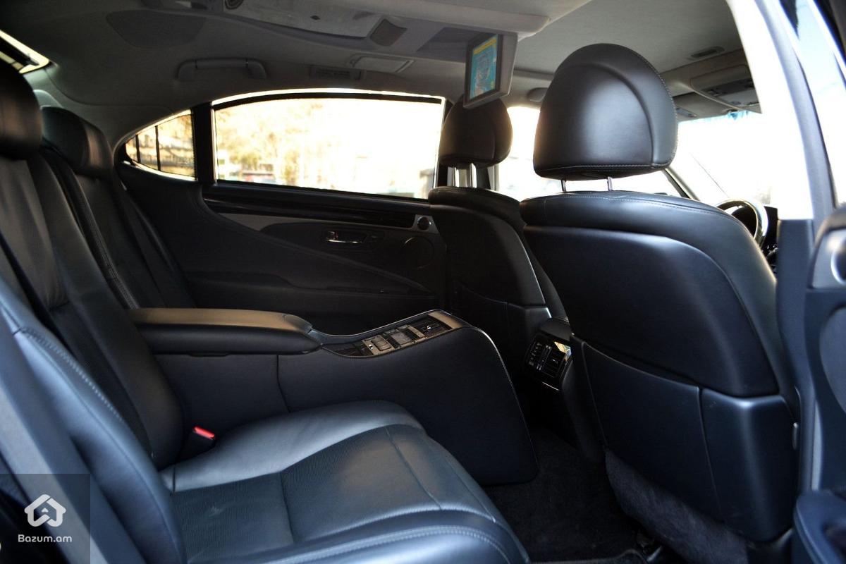 Lexus LS460l AWD - image 11