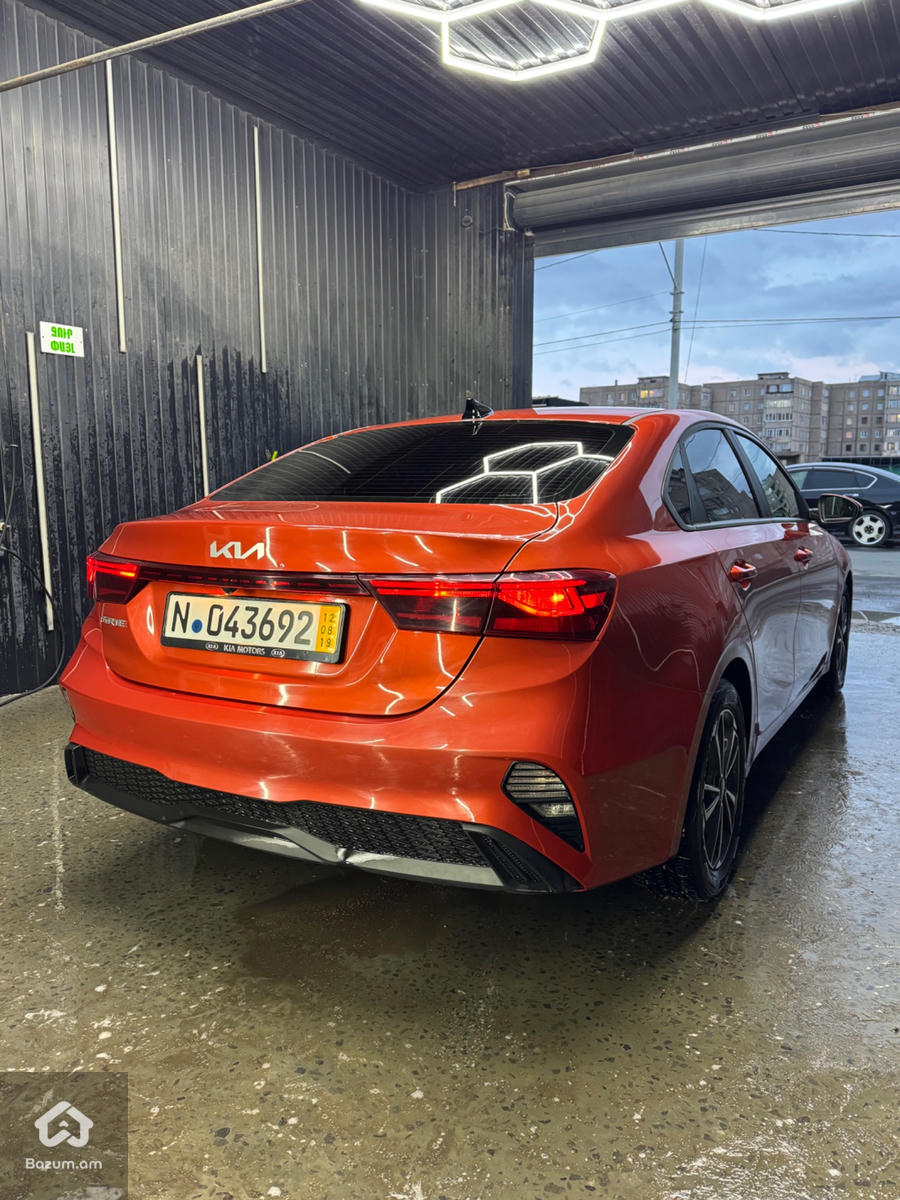 Kia Forte LXS 2022 TIV - image 2