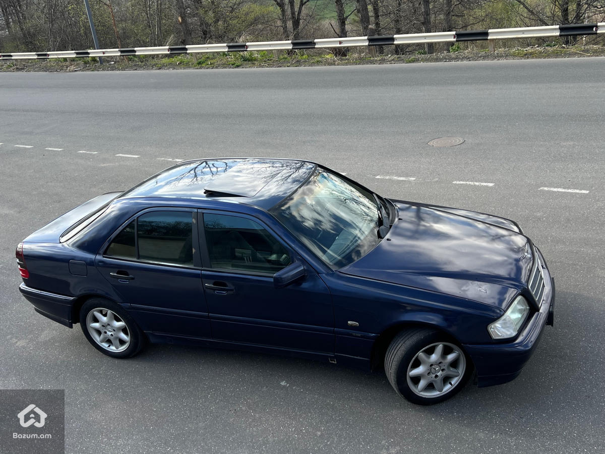 Mersedes benz - image 8