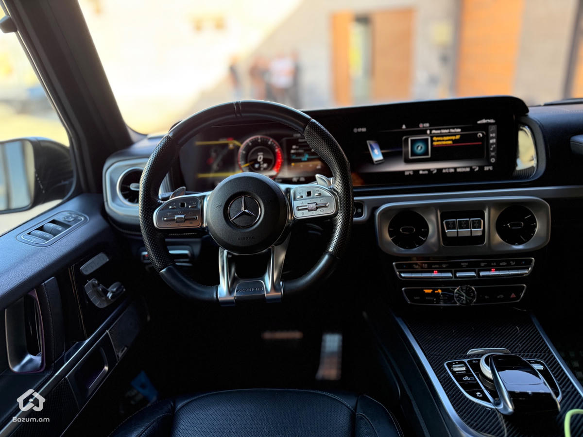 Mercedes-Benz G550 - image 6