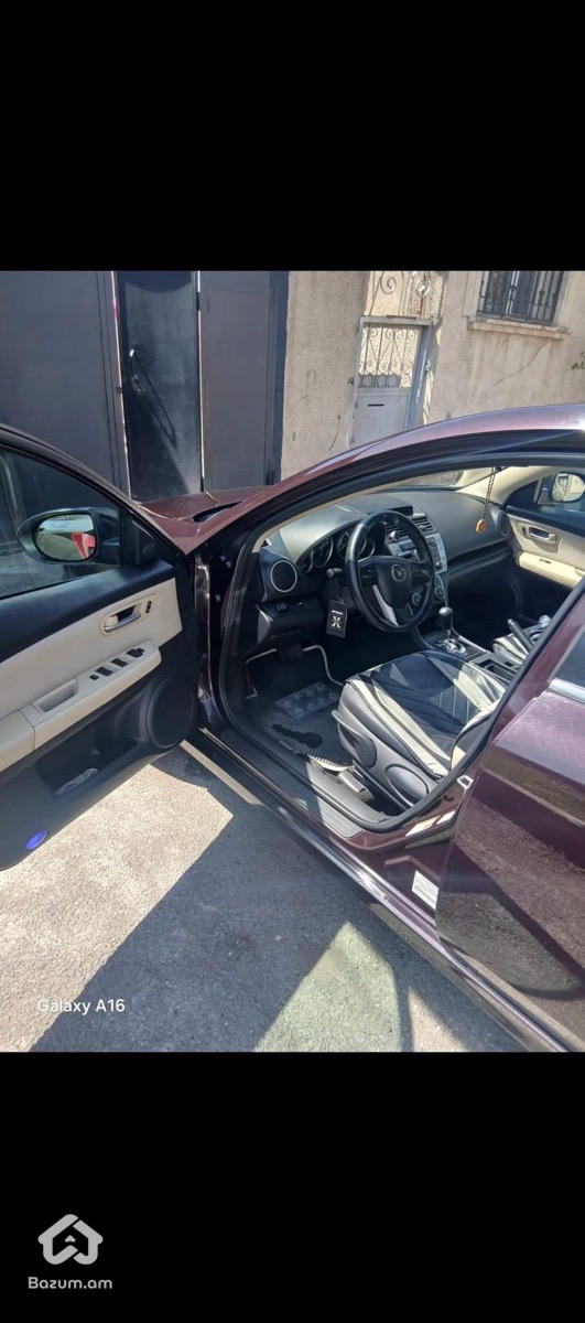 mazda - image 6