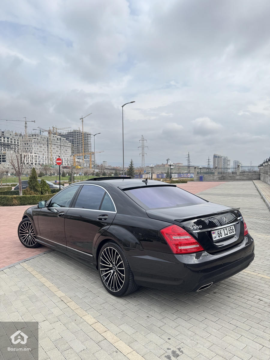 Mercedes Benz S550 - image 10