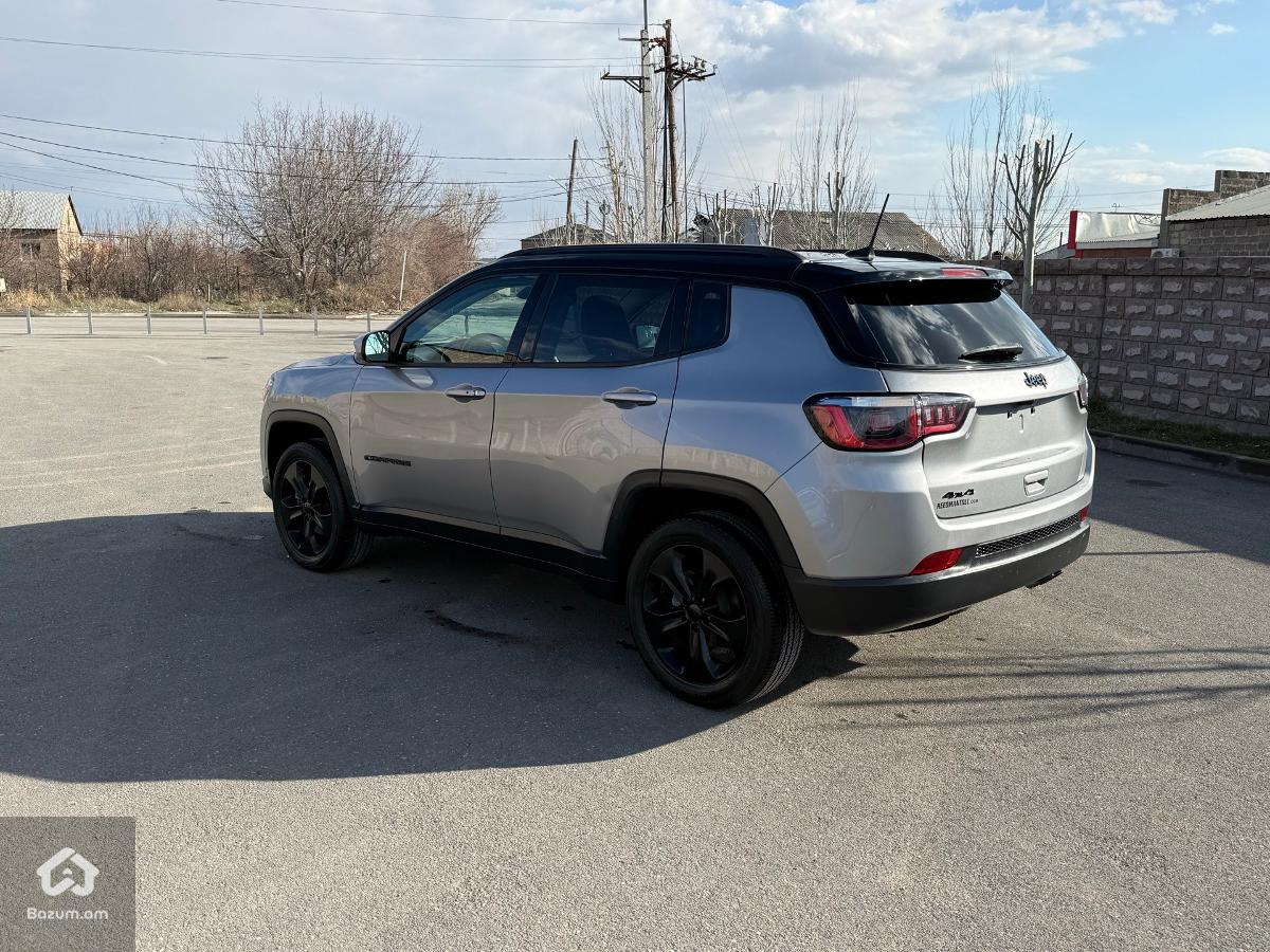 JEEP COMPASS LATITUDE AWD 2019 - image 3