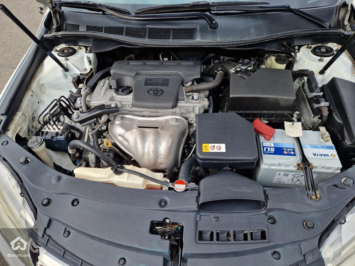 Toyota Camry 2016 SE - բենզին, սպիտակ գույն - image 4