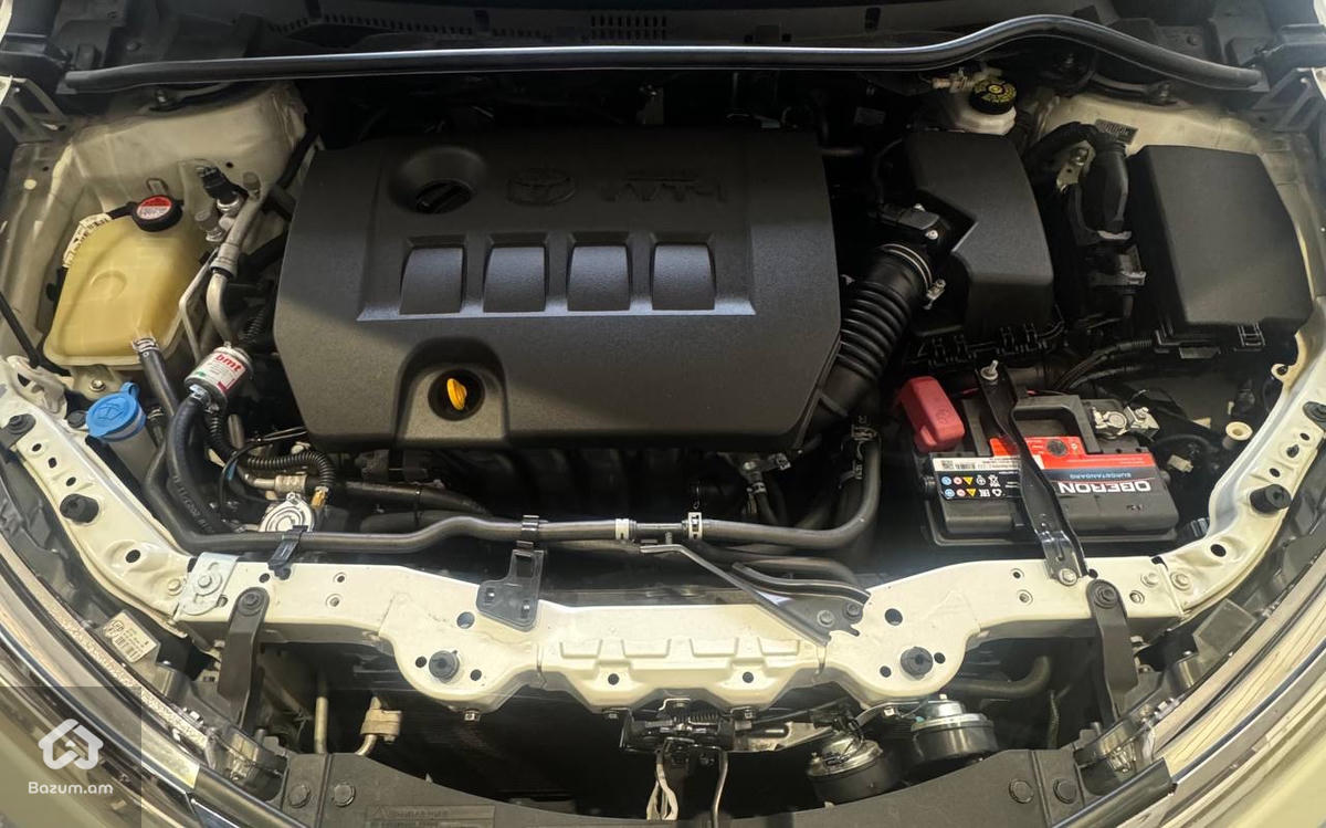 Toyota Corolla - image 13