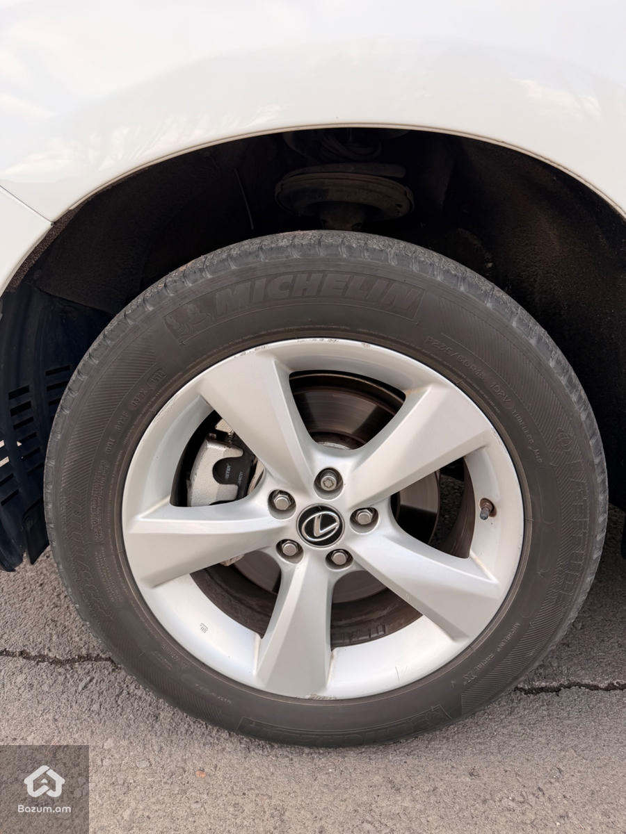 LEXUS RX350  - image 12