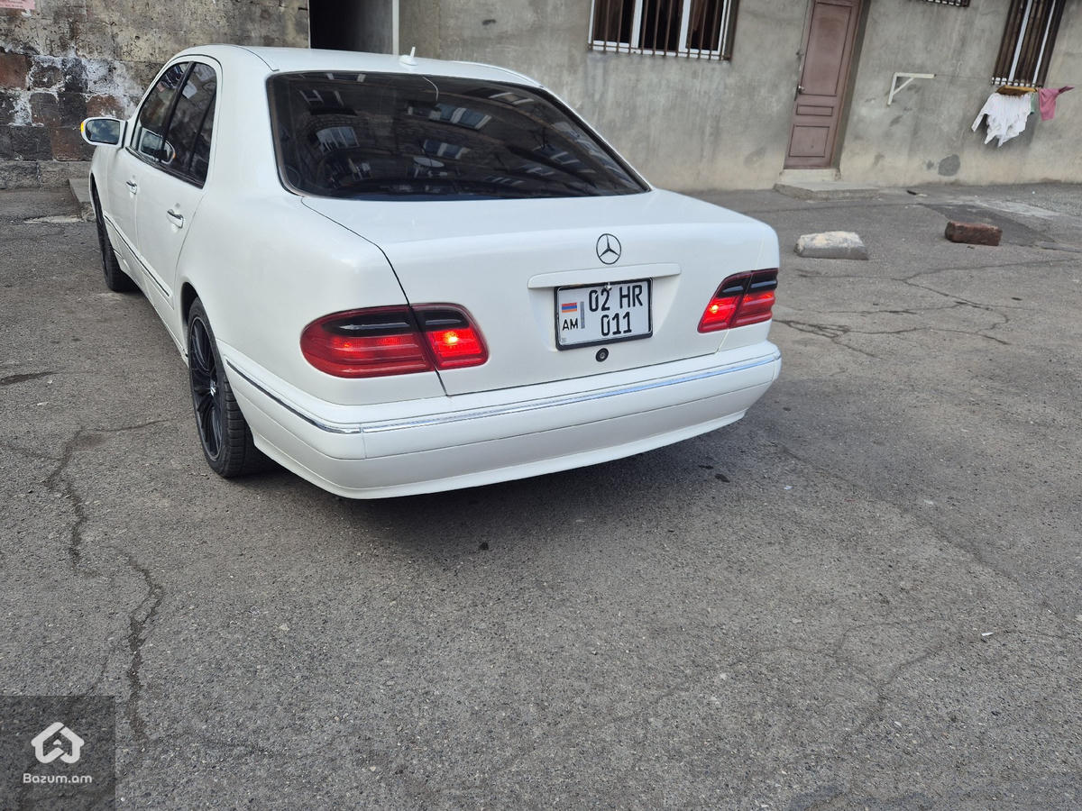 Mercedes benz w210 - image 4