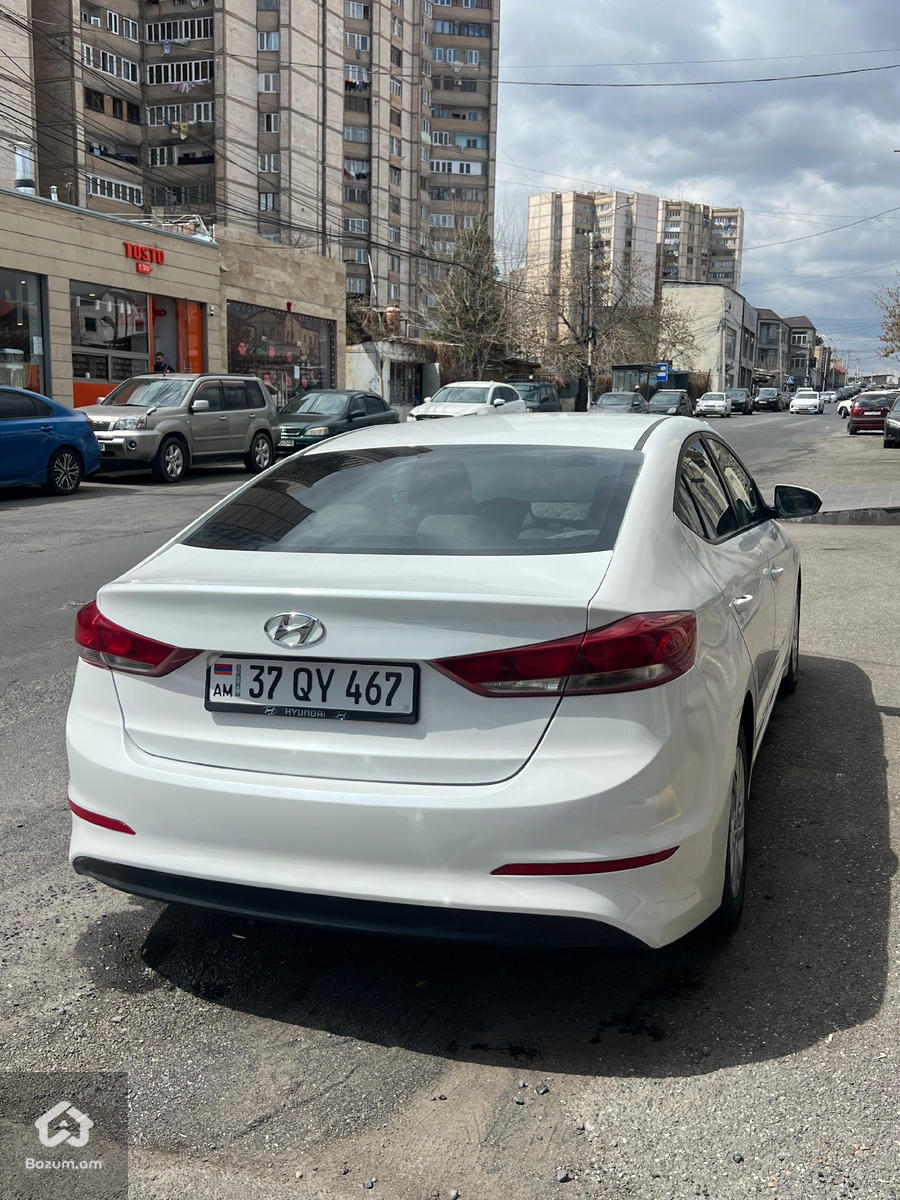 Hyundai  - image 4