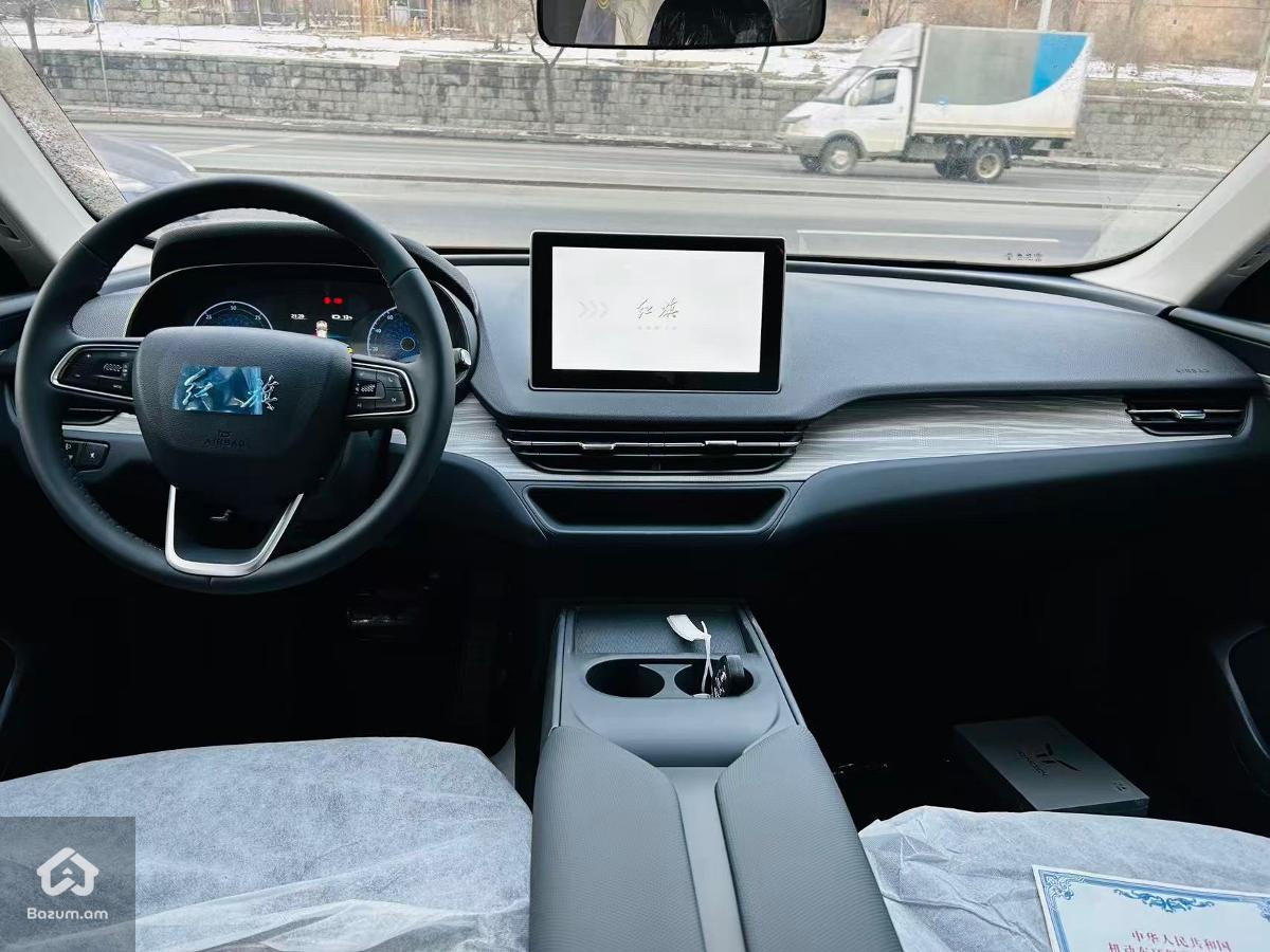 Hongqi E-QM5, Էլեկտրական, 2025 Restyle  - image 8