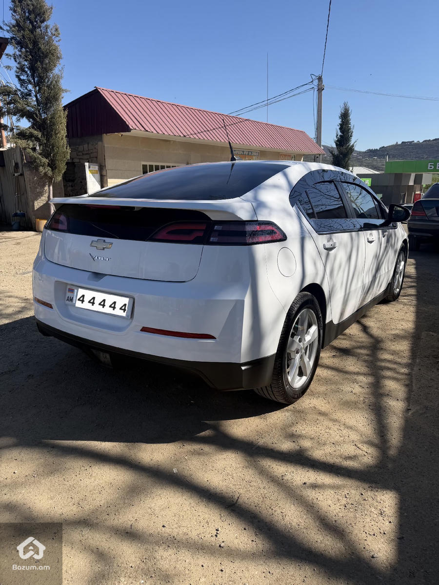 Chevrolet volt 2013 - image 6