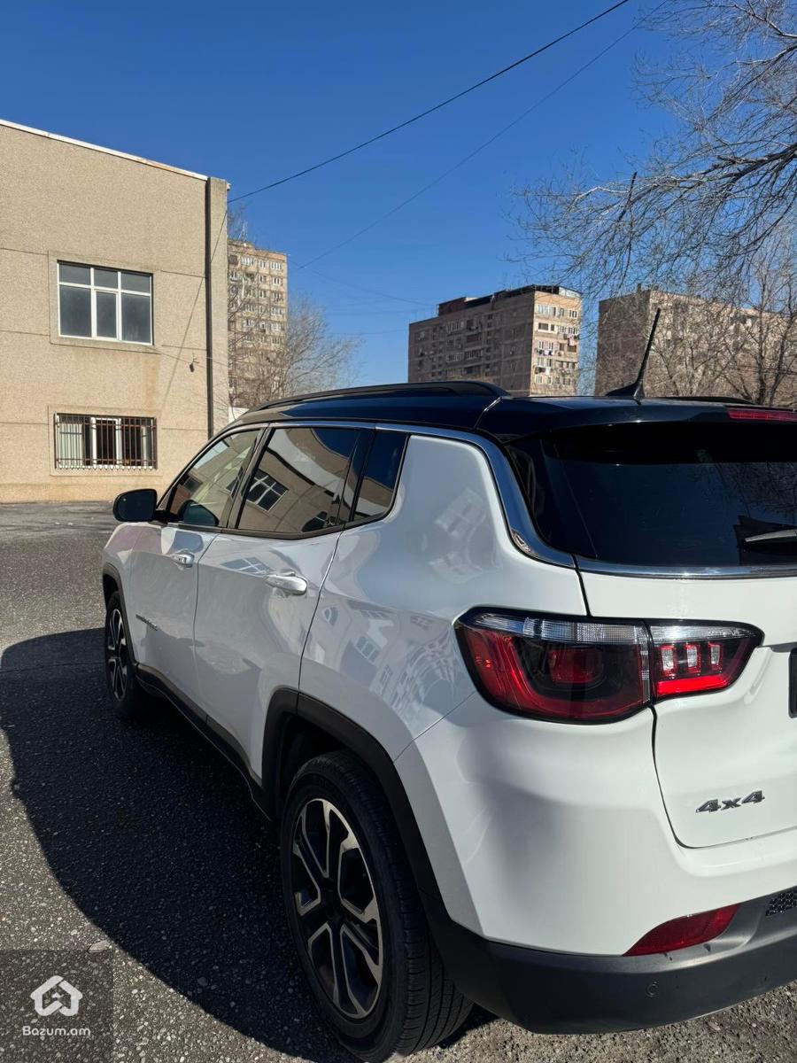 Jeep Compass Limited - image 6