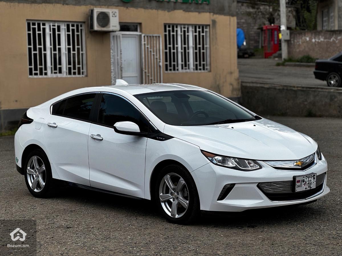 chevrolet Volt 2 - image 3