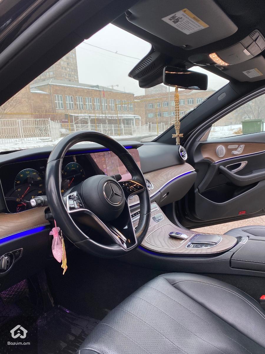 2020-2021 MERCEDES-BENZ E350 - image 10