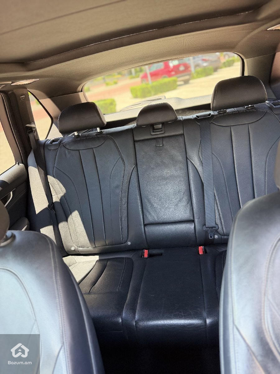 BMW X5 2018 - image 14