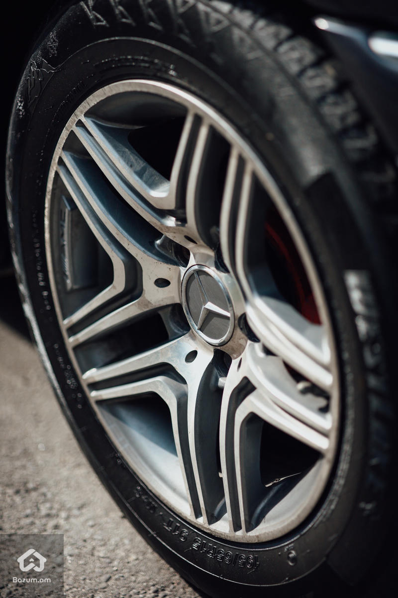 Mercedes - image 14