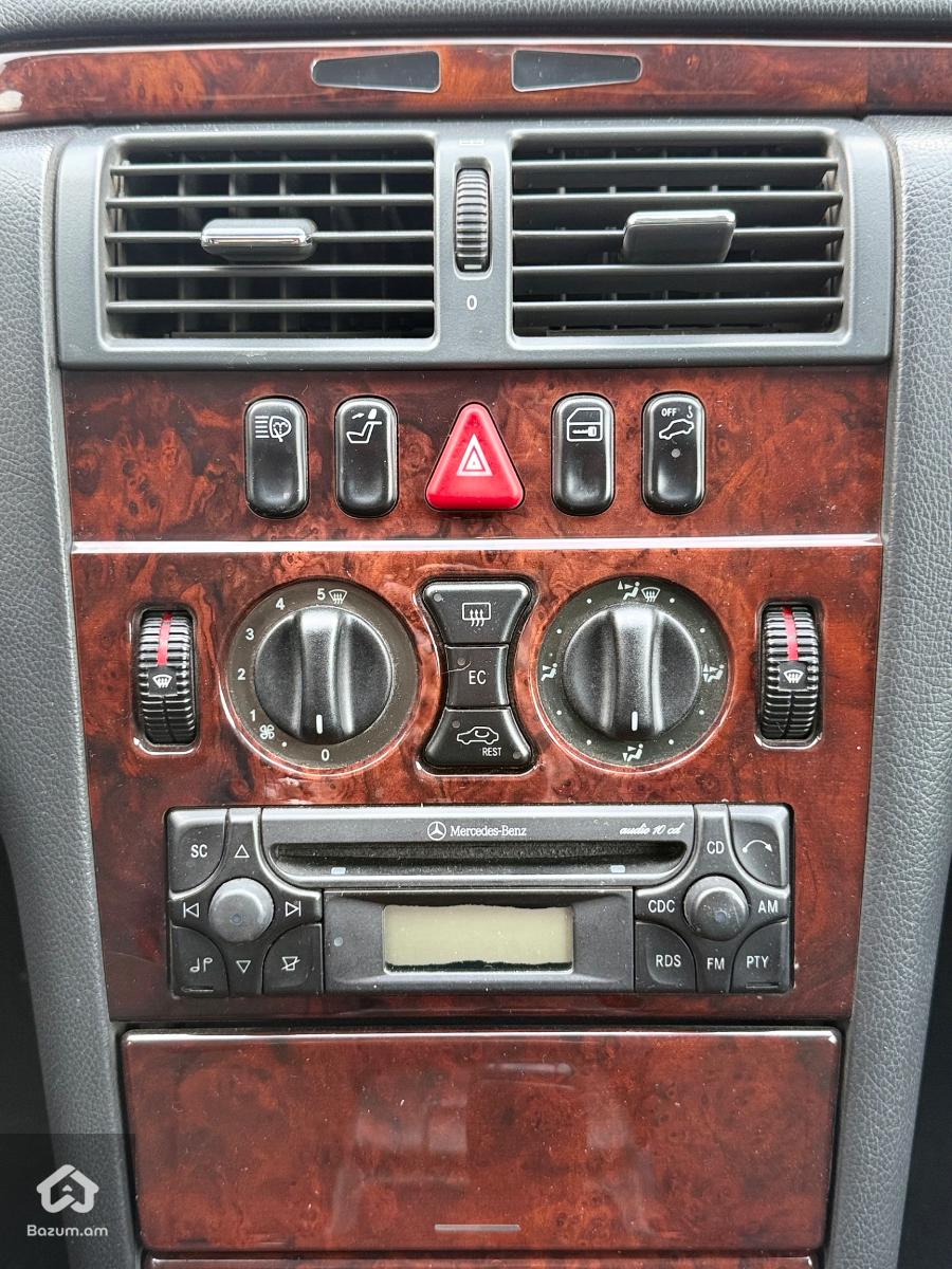 E class 240 - image 19