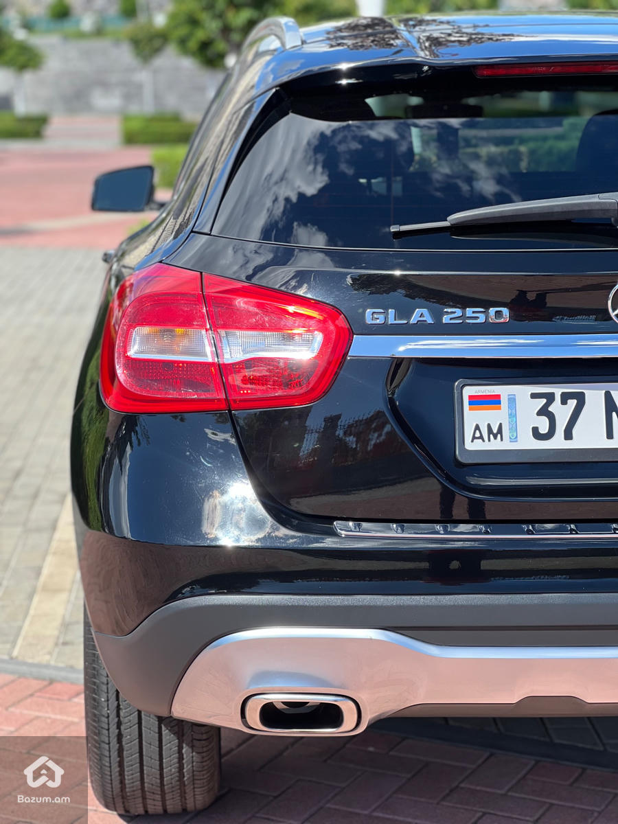 Mercedes Benz GLA 250 - image 11