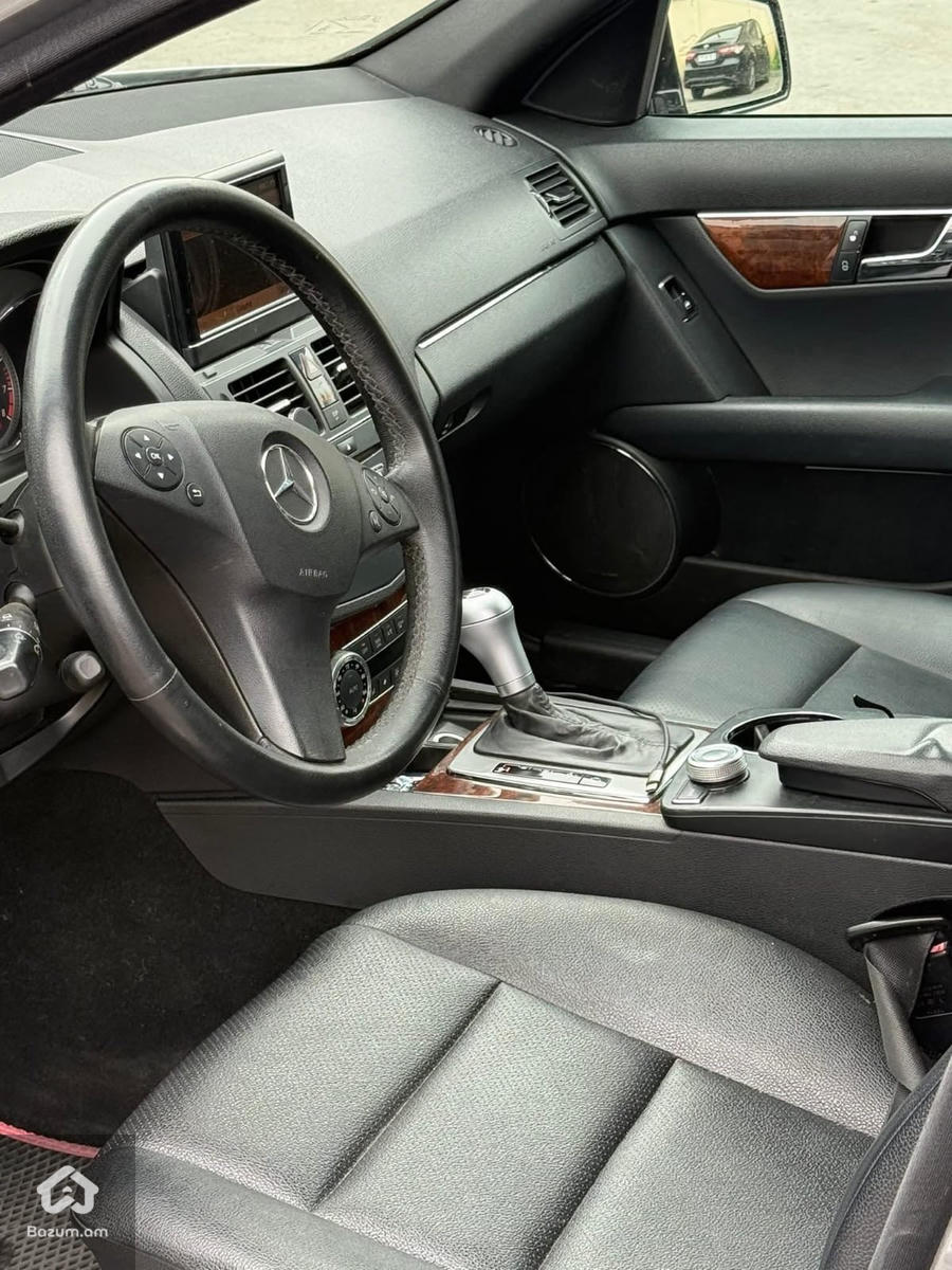 W 204 - image 6